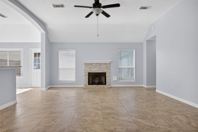 2807 Travick Lane, Houston, TX 77073