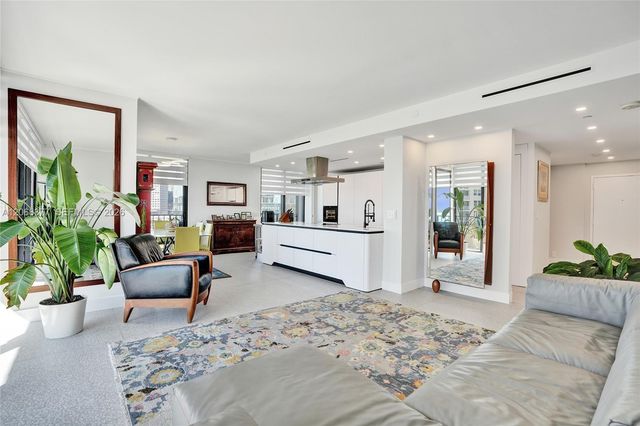 520 Brickell Key Drive A1015, Miami, FL 33131