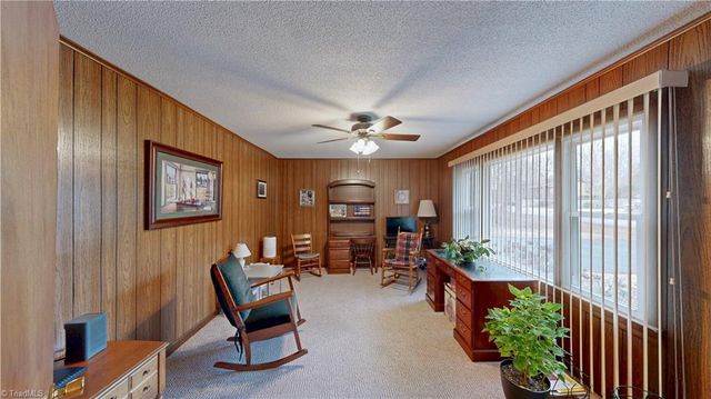 4211 VILLAGE Drive, Trinity, NC 27370