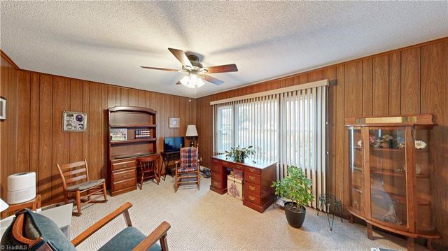 4211 VILLAGE Drive, Trinity, NC 27370