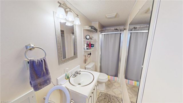 4211 VILLAGE Drive, Trinity, NC 27370