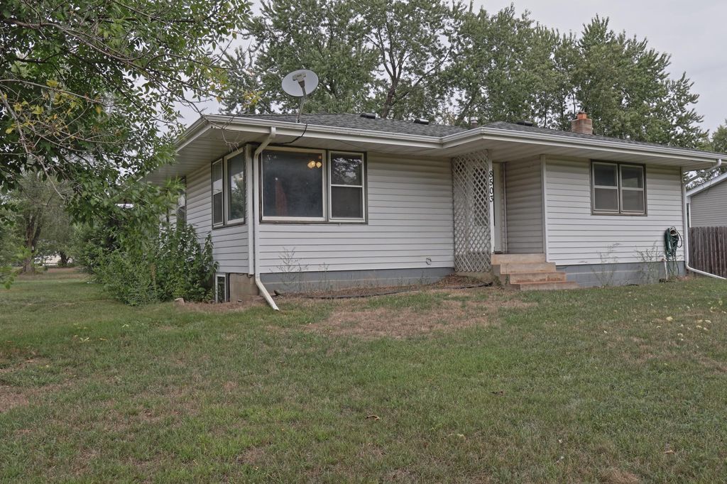 8503 Fawn Lake Drive NE, Stacy, MN 55079 — exterior