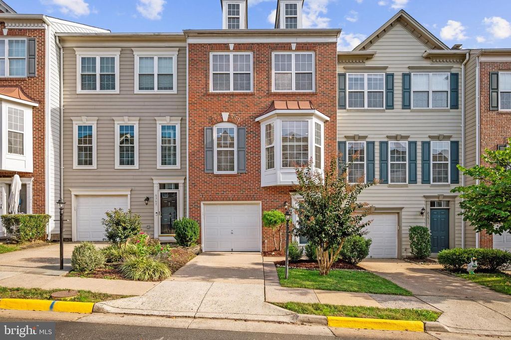 6369 LEVTOV LNDG, Alexandria, VA 22312