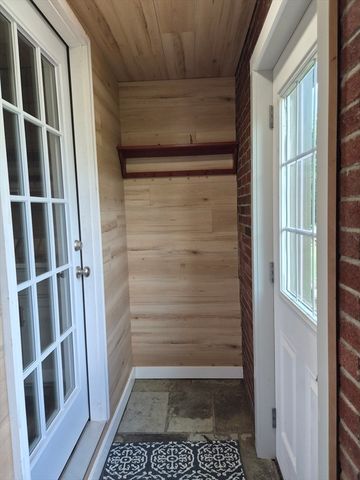 1477 Dunhamtown Brimfield Rd, Brimfield, MA 01010