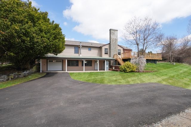 1477 Dunhamtown Brimfield Rd, Brimfield, MA 01010