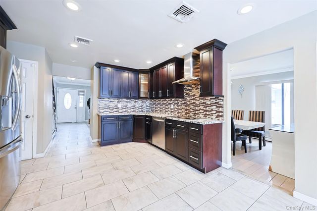 1259 JERUSALEM AVE Avenue, Merrick, NY 11566