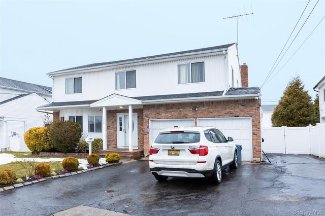 1259 JERUSALEM AVE Avenue, Merrick, NY 11566