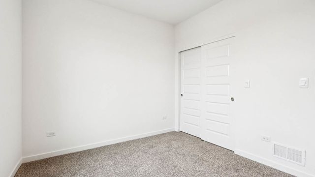 14902 S Parkview Drive, Plainfield, IL 60544