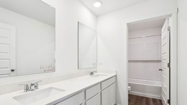 14902 S Parkview Drive, Plainfield, IL 60544