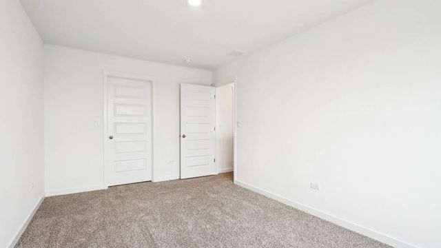 14902 S Parkview Drive, Plainfield, IL 60544