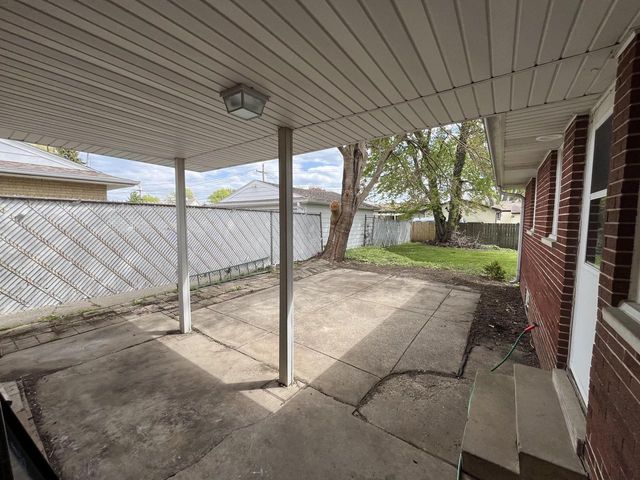 2109 87th PLACE, Kenosha, WI 53143