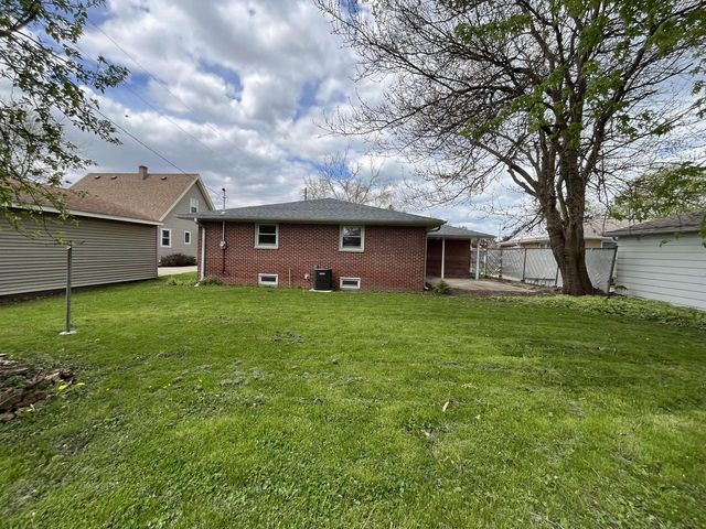 2109 87th PLACE, Kenosha, WI 53143