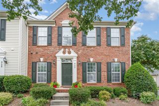 8122 Bridgegate Drive, Huntersville, NC 28078