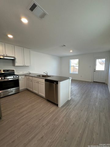 7703 Parish Place, San Antonio, TX 78253