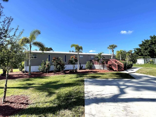 8672 SE 59th Drive, Okeechobee, FL 34974