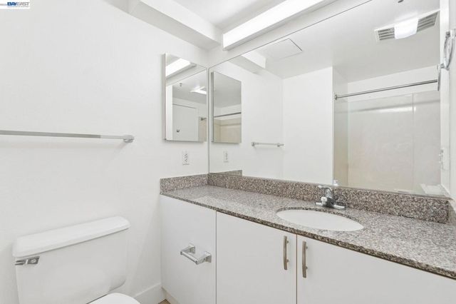 989 Webster Street 546, Oakland, CA 94607