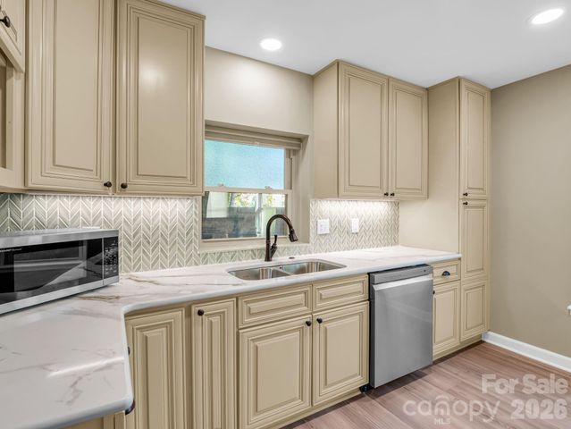 44 Jervey Road 4C, Tryon, NC 28782