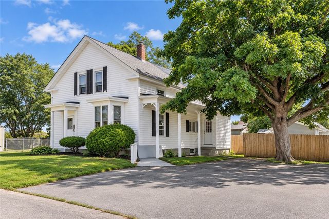 11 Faith Street, East Providence, RI 02914