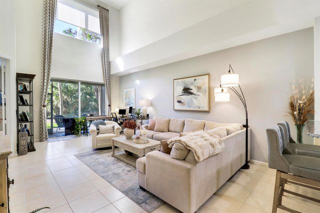 7024 Torrey Pines Circle, Port St. Lucie, FL 34986