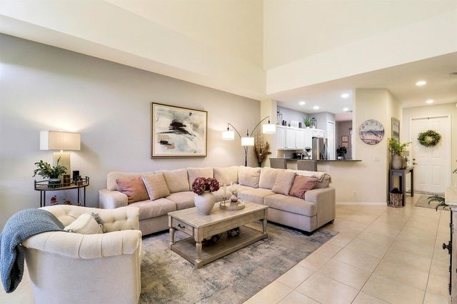 7024 Torrey Pines Circle, Port St. Lucie, FL 34986