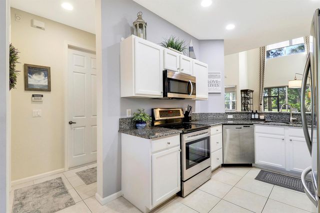 7024 Torrey Pines Circle, Port St. Lucie, FL 34986