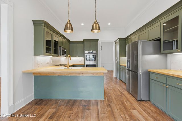 412 Ashbourn Court, Madison, MS 39110