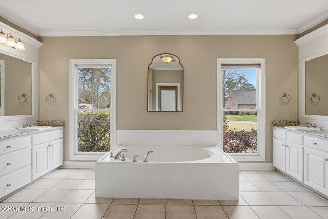 412 Ashbourn Court, Madison, MS 39110