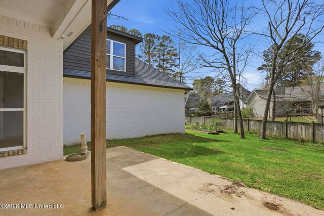 412 Ashbourn Court, Madison, MS 39110