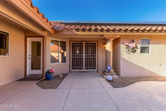 15604 W SENTINEL Drive, Sun City West, AZ 85375