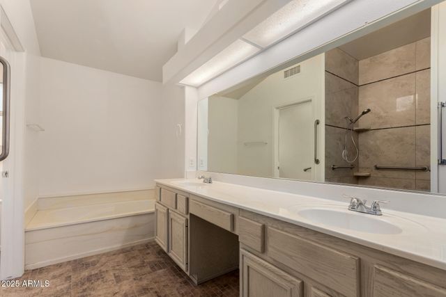 15604 W SENTINEL Drive, Sun City West, AZ 85375