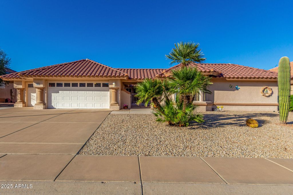 15604 W SENTINEL Drive, Sun City West, AZ 85375