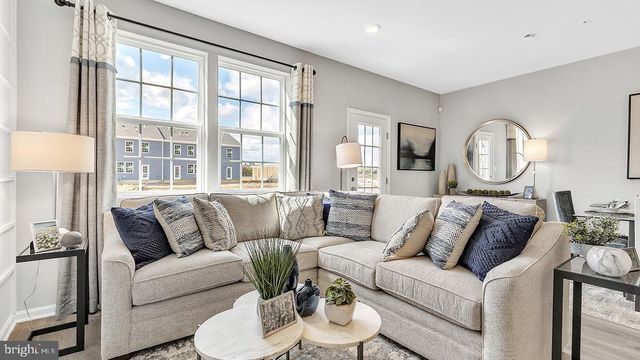 1257 SUSAN CIR, Breinigsville, PA 18031