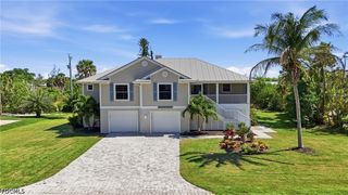 1538 Wilton LN, Sanibel, FL 33957