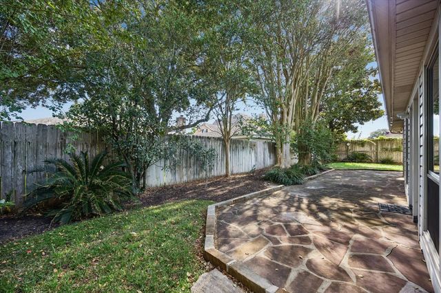 12107 Burgoyne Drive, Houston, TX 77077