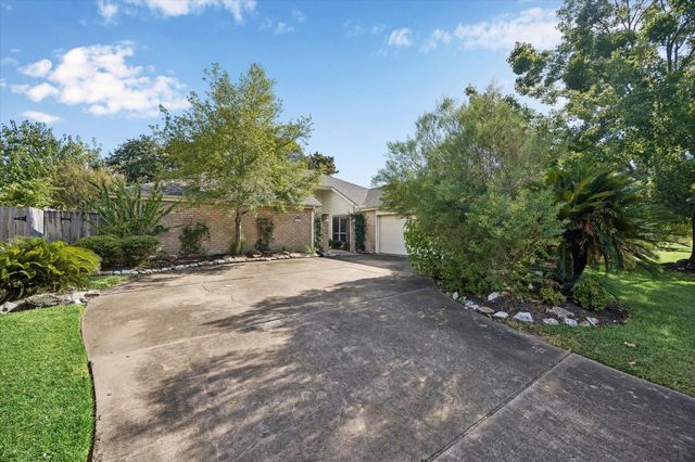 12107 Burgoyne Drive, Houston, TX 77077