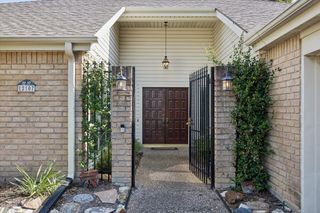 12107 Burgoyne Drive, Houston, TX 77077