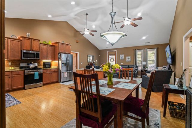 207 Waties Dr., Murrells Inlet, SC 29576