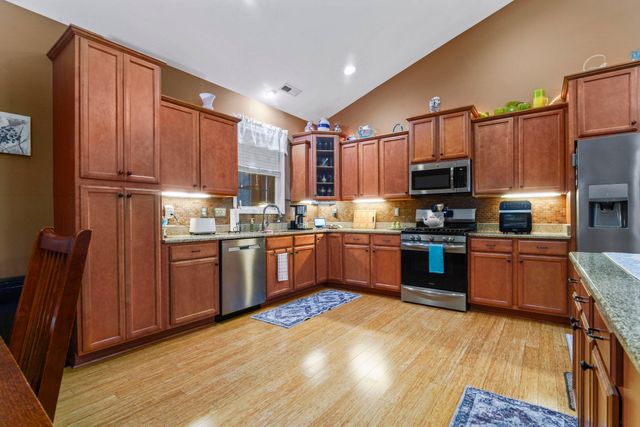 207 Waties Dr., Murrells Inlet, SC 29576