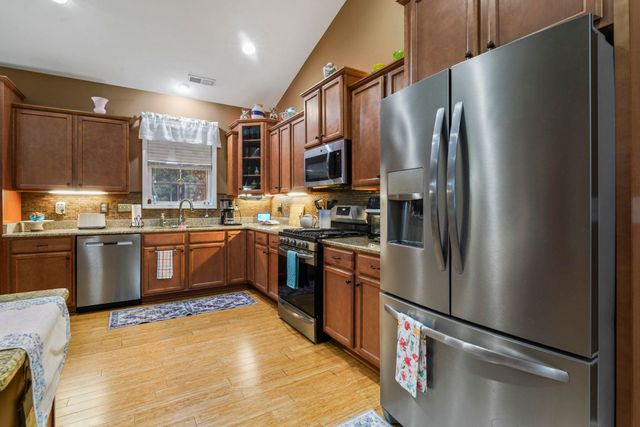 207 Waties Dr., Murrells Inlet, SC 29576