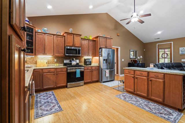 207 Waties Dr., Murrells Inlet, SC 29576