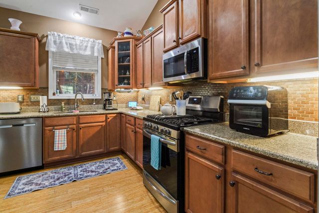 207 Waties Dr., Murrells Inlet, SC 29576