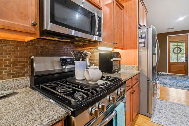 207 Waties Dr., Murrells Inlet, SC 29576