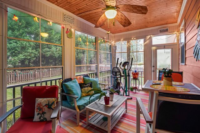 207 Waties Dr., Murrells Inlet, SC 29576