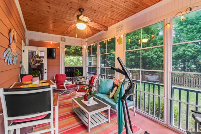 207 Waties Dr., Murrells Inlet, SC 29576