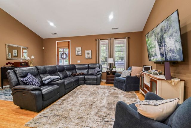 207 Waties Dr., Murrells Inlet, SC 29576