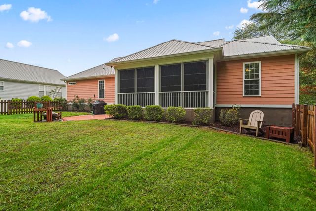 207 Waties Dr., Murrells Inlet, SC 29576