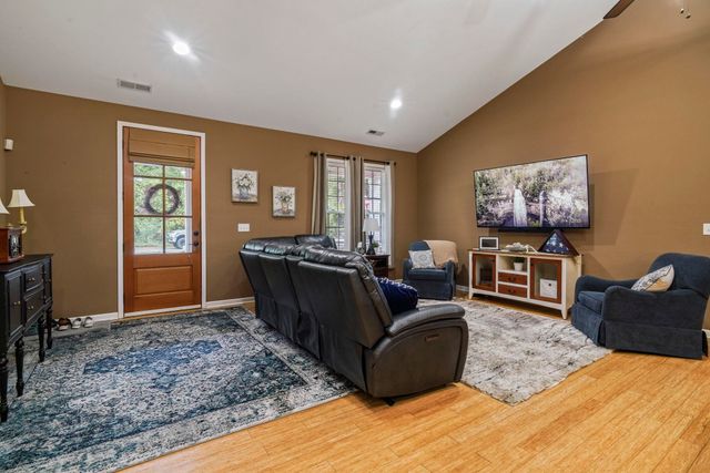 207 Waties Dr., Murrells Inlet, SC 29576