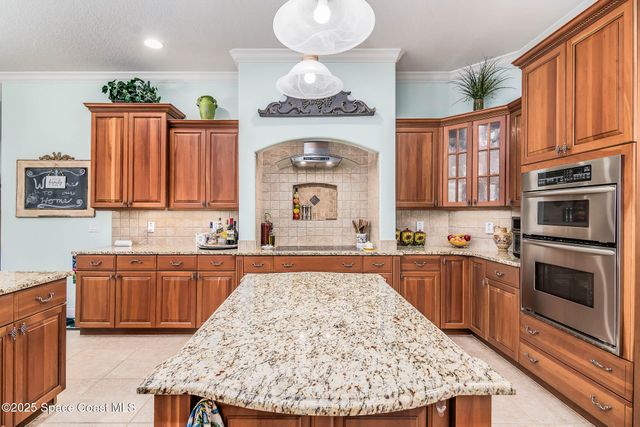 6115 Anello Drive, Melbourne, FL 32940