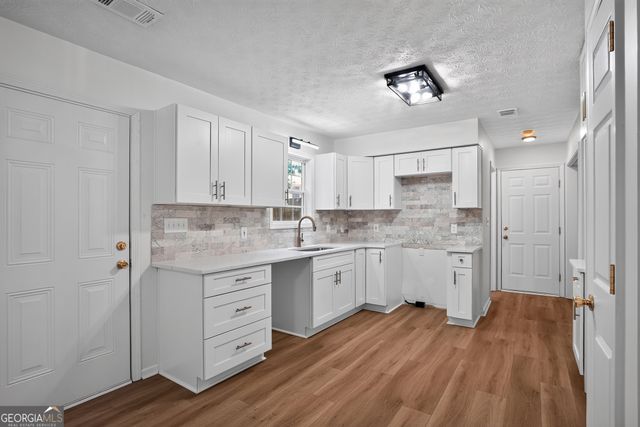 3380 Salem Cove Way SE, Conyers, GA 30013