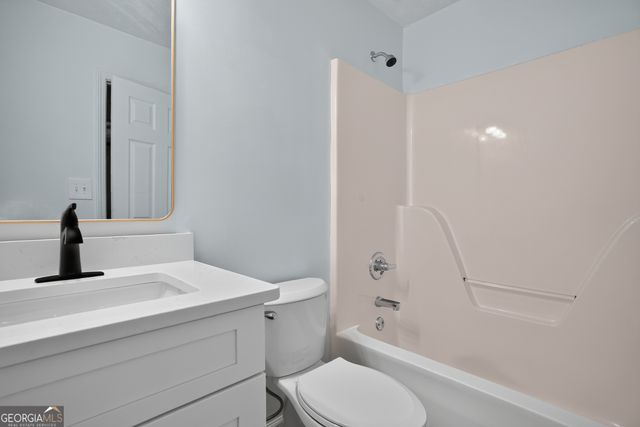3380 Salem Cove Way SE, Conyers, GA 30013